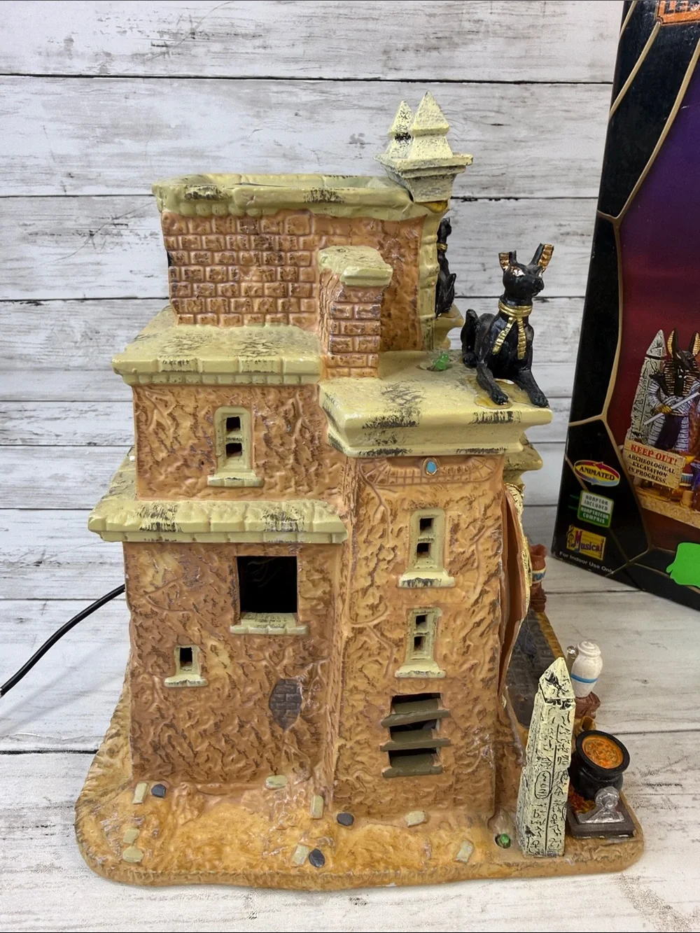 AS IS Lemax “CURSED TOMB” Spooky Town read description